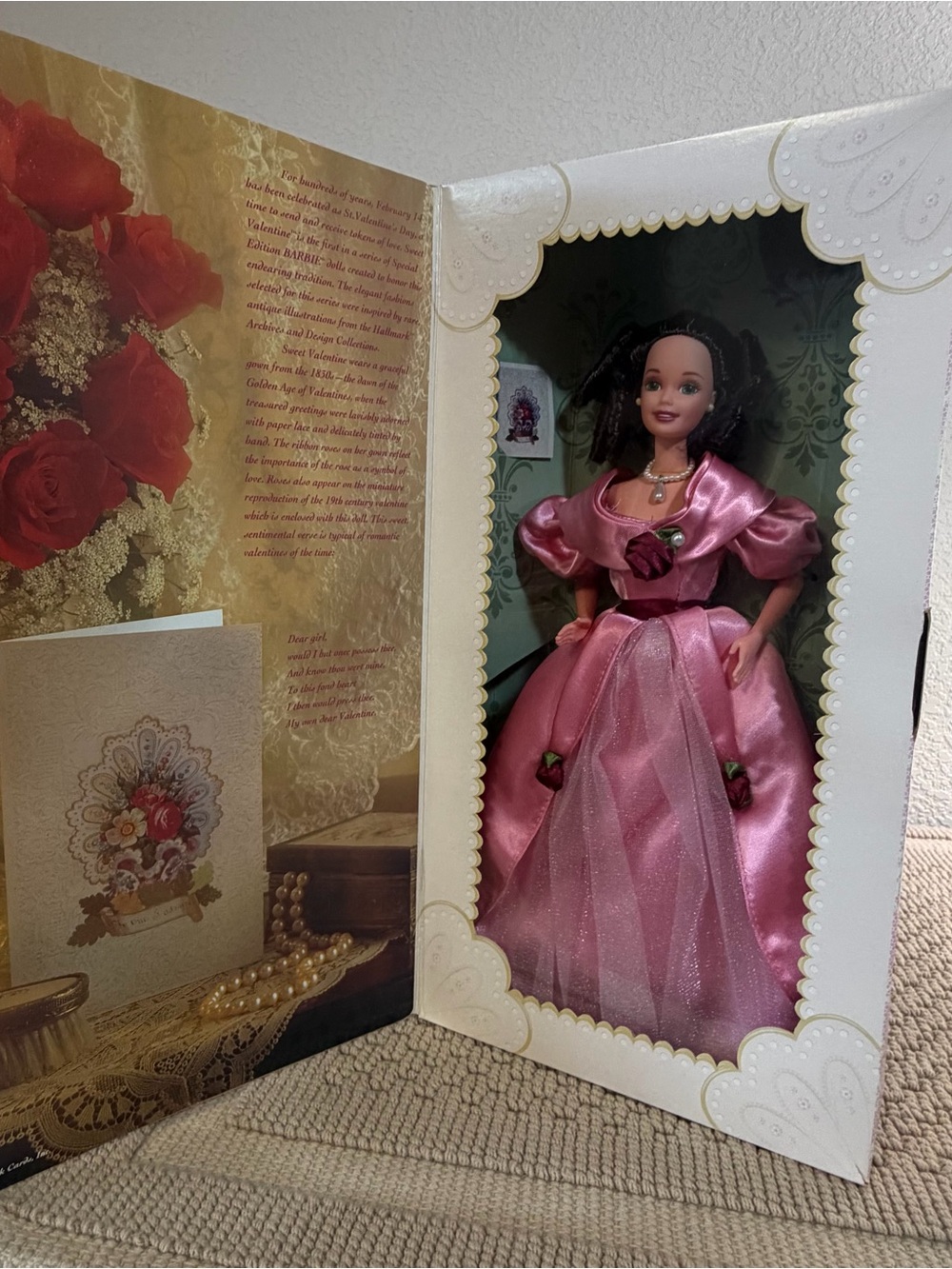 1995 Sweet Valentine Barbie Doll Special Edition Hallmark Collector Series